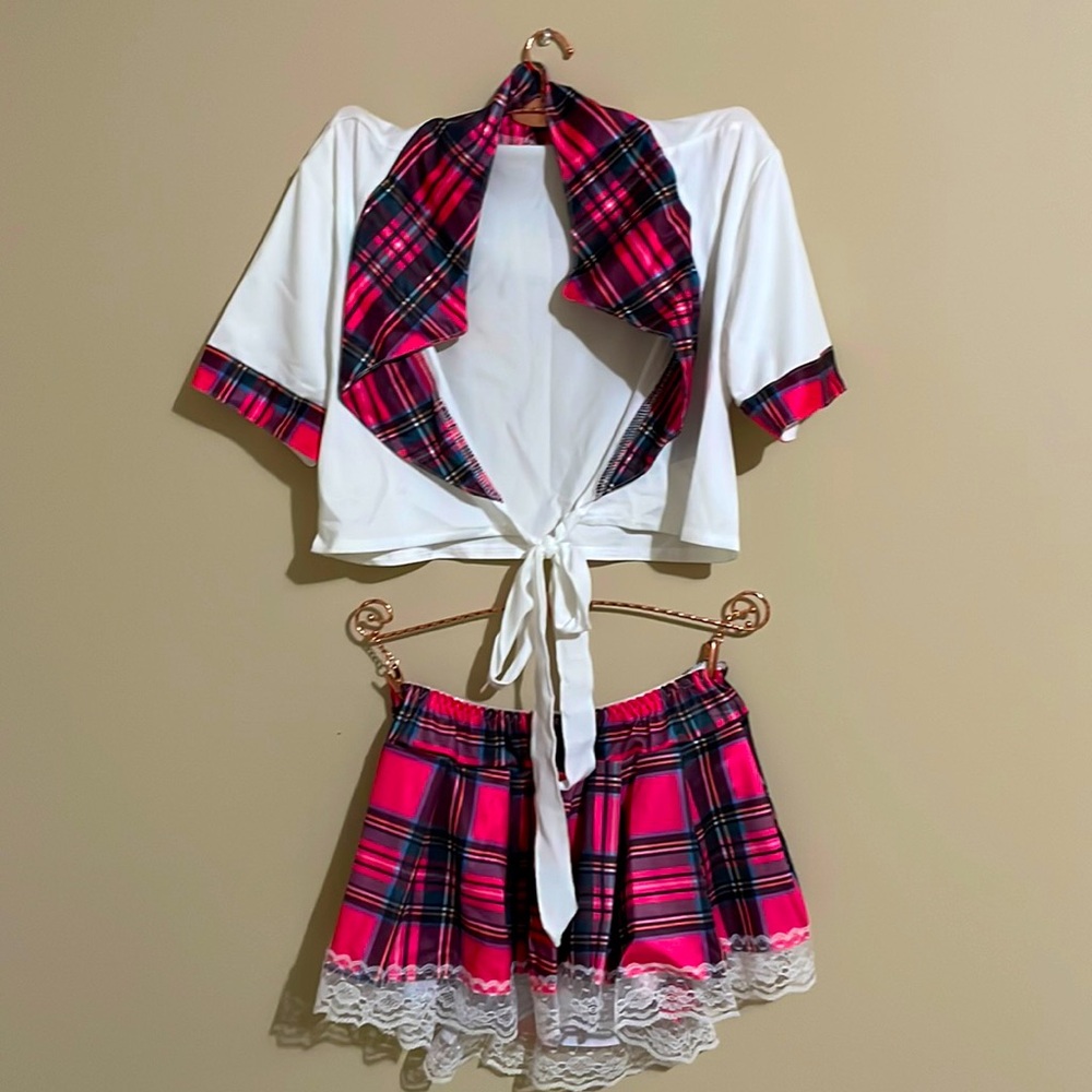 Small school play skirt